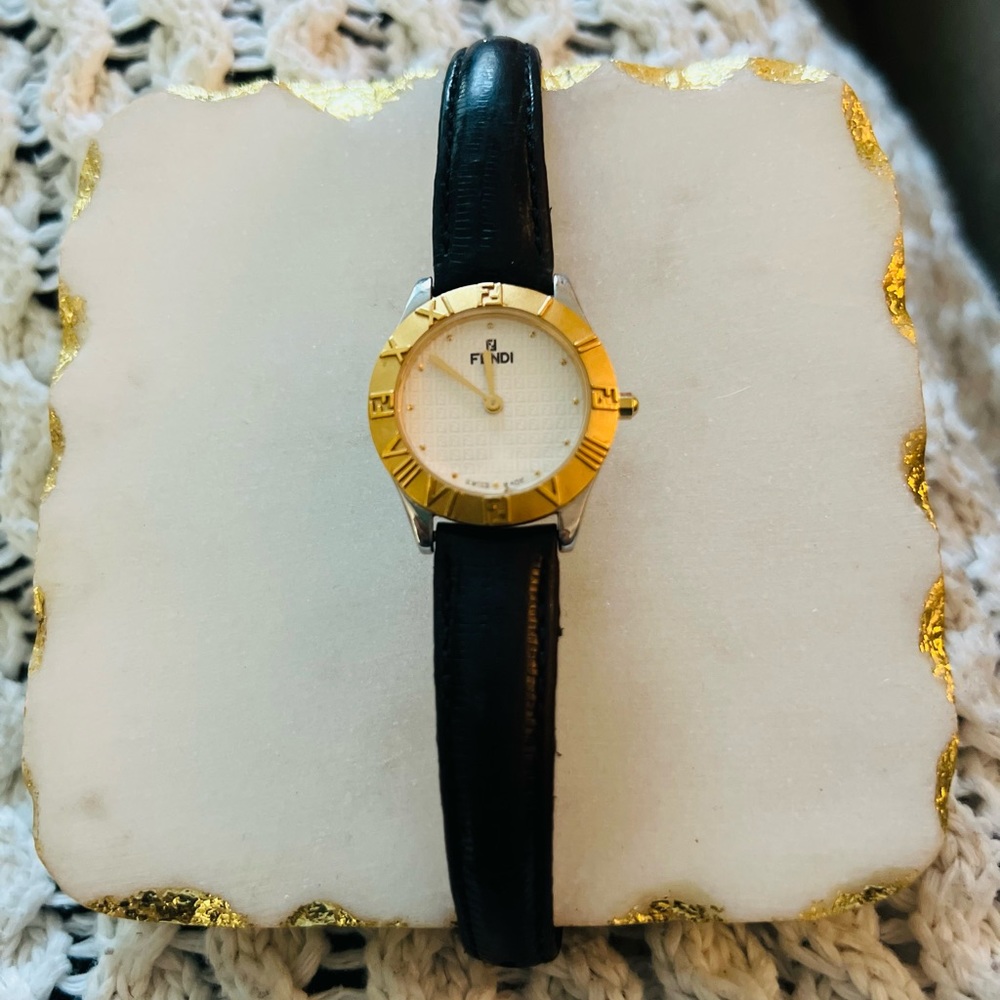 Extremely Rare Vintage Women’s Fendi Watch
